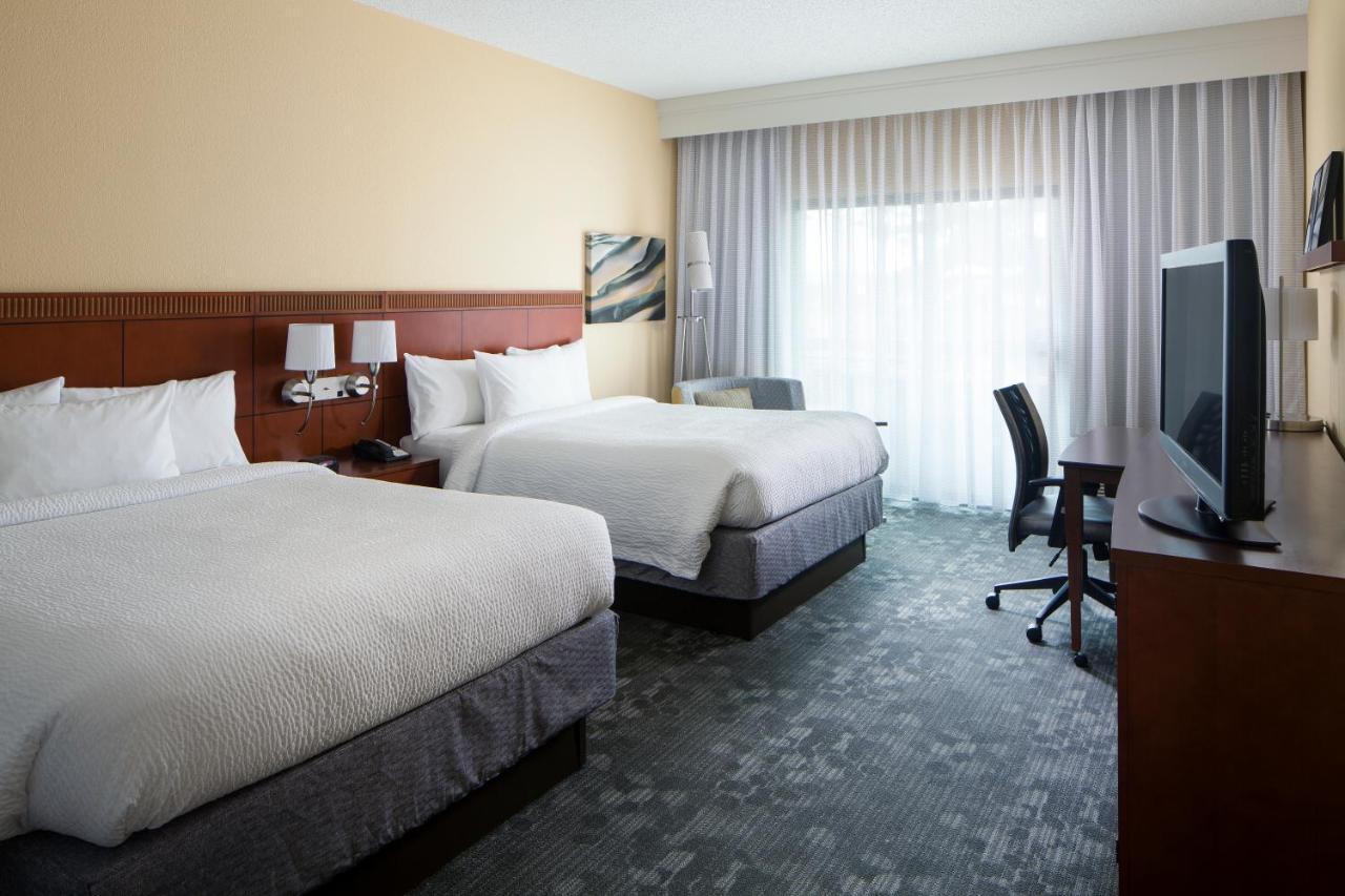 Courtyard By Marriott Huntsville University Drive Extérieur photo