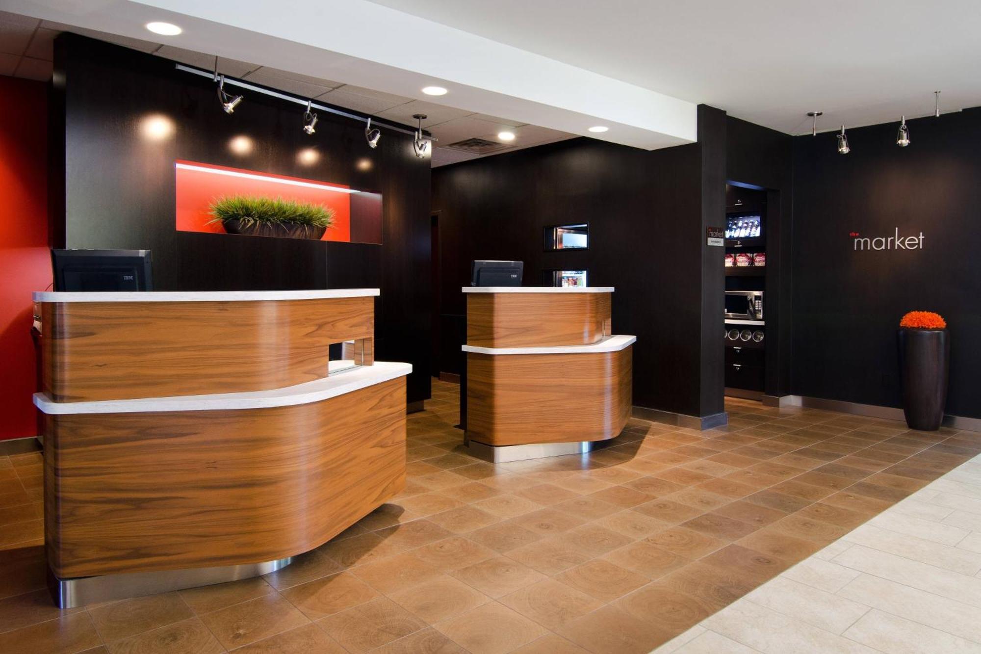 Courtyard By Marriott Huntsville University Drive Extérieur photo