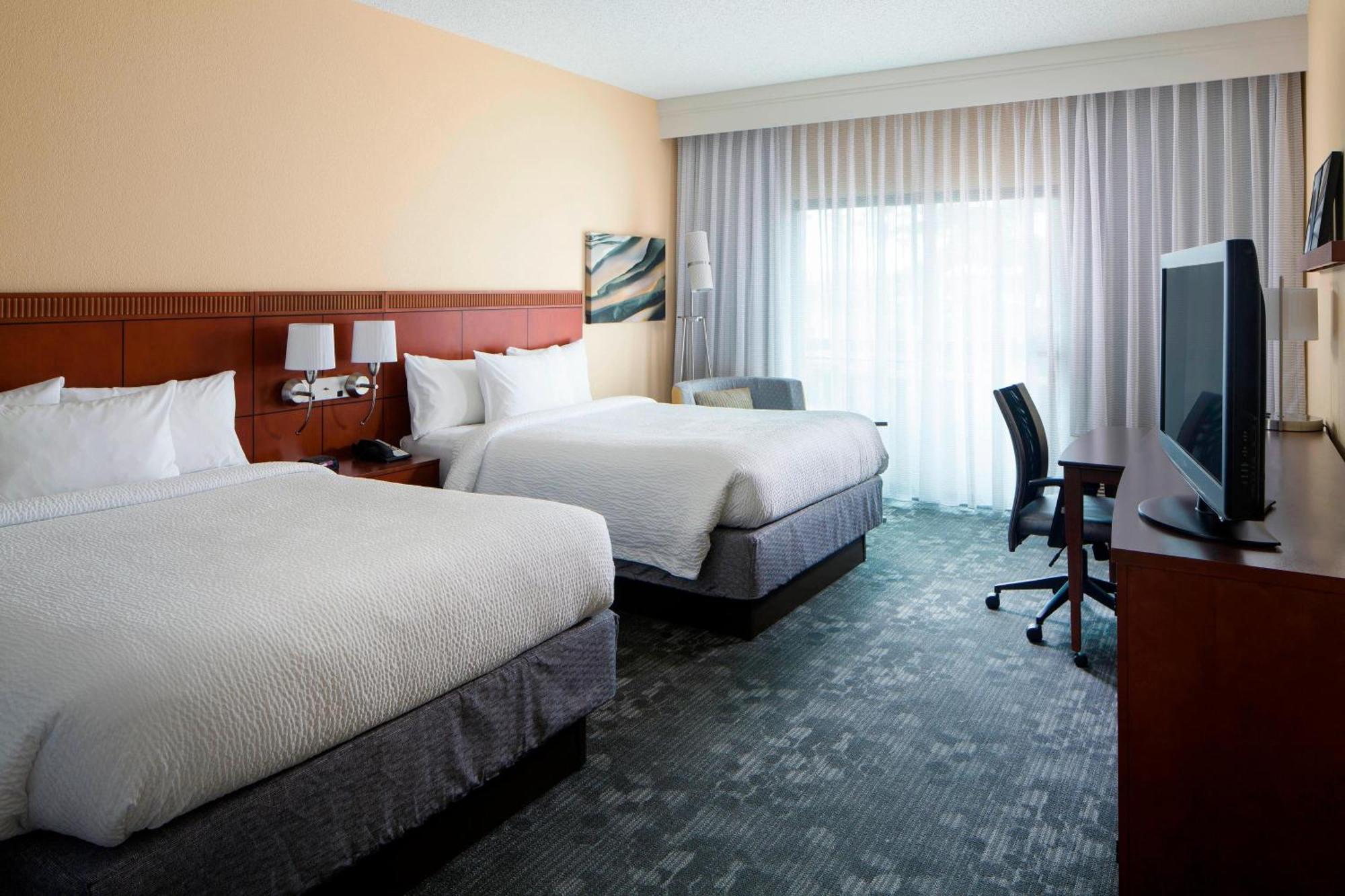 Courtyard By Marriott Huntsville University Drive Extérieur photo