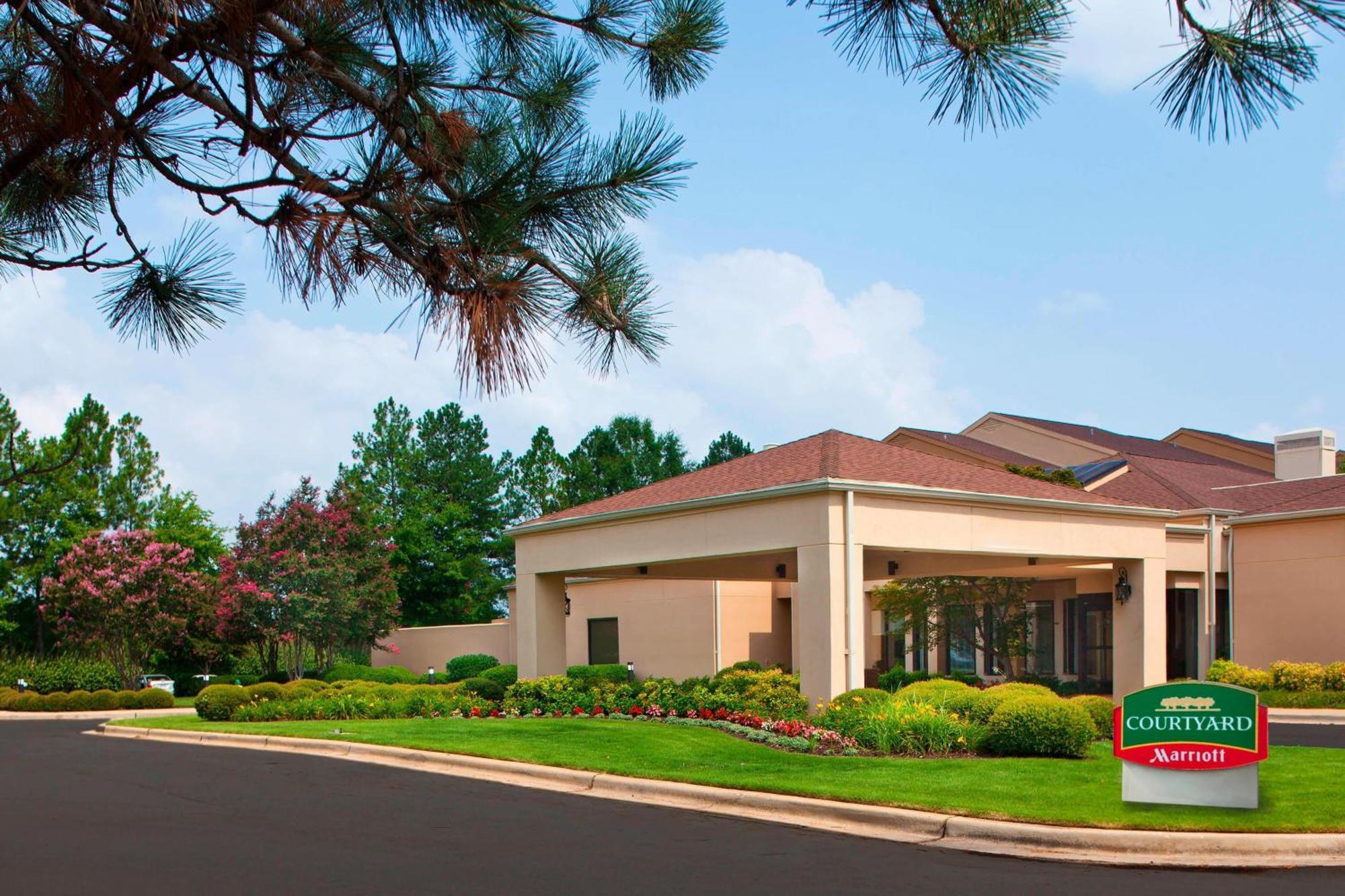 Courtyard By Marriott Huntsville University Drive Extérieur photo
