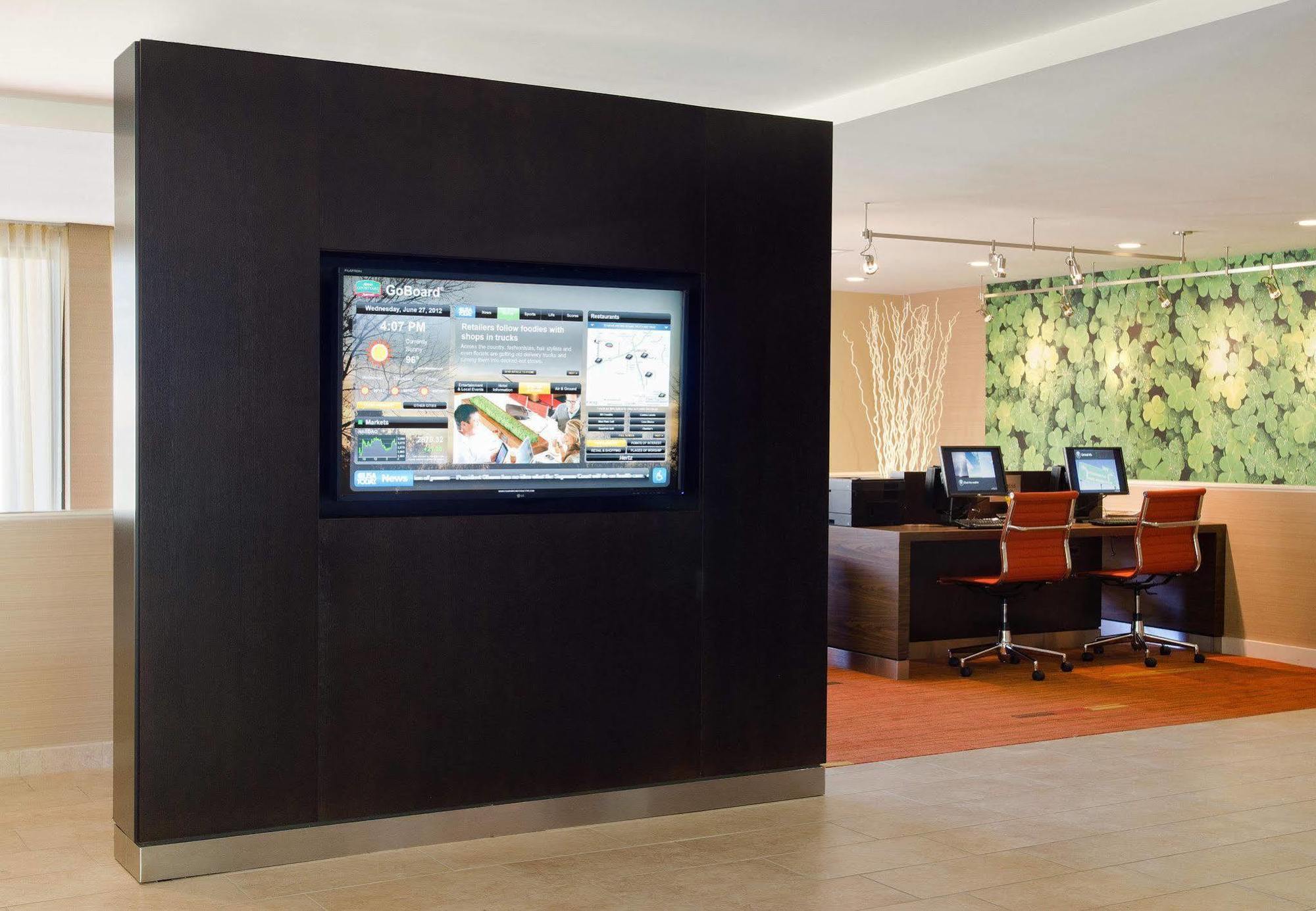 Courtyard By Marriott Huntsville University Drive Business photo